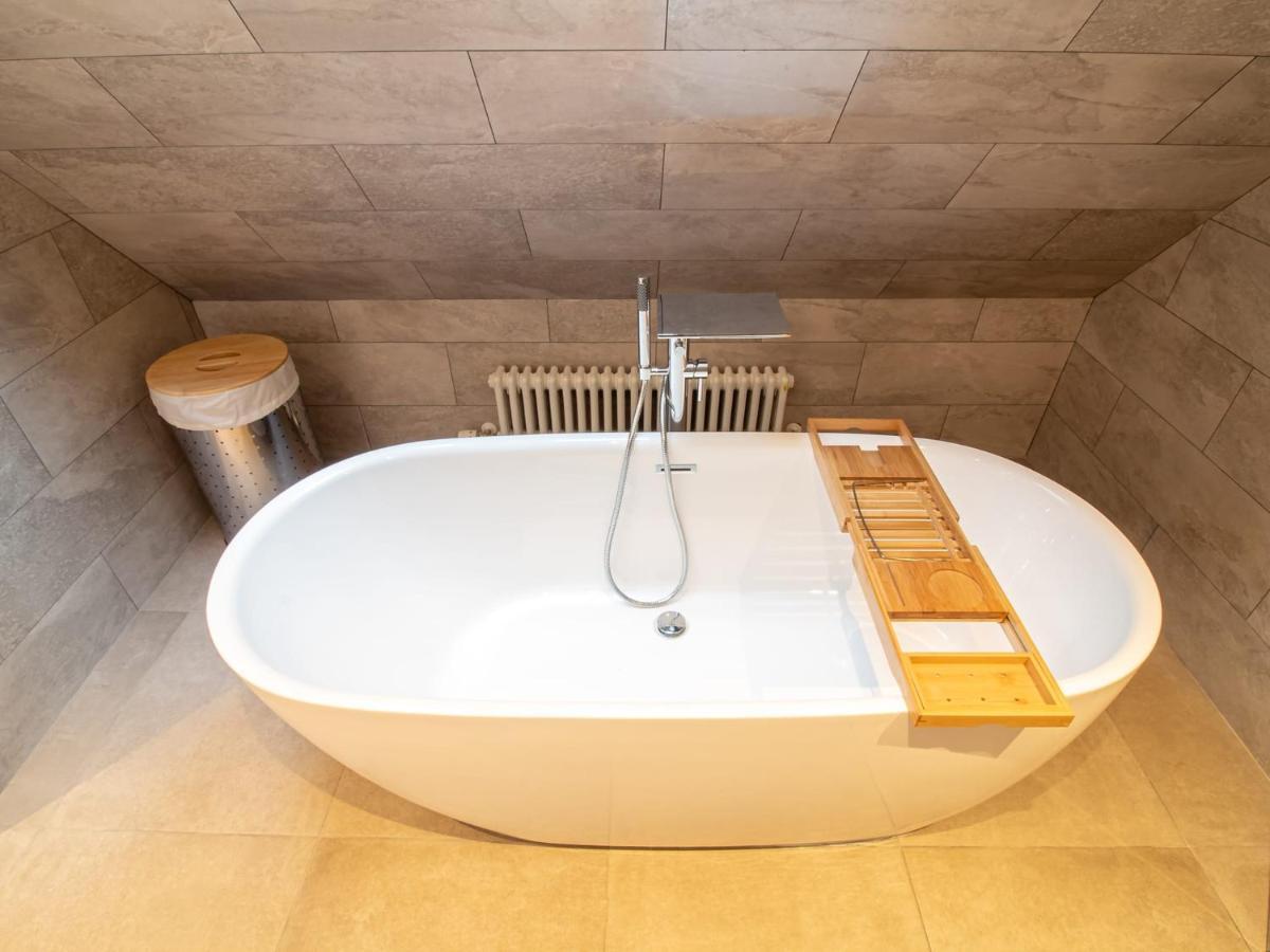 Luxury Royal Mile Apartment By The Castle - Sleeps 4 Edinburgh Exterior photo